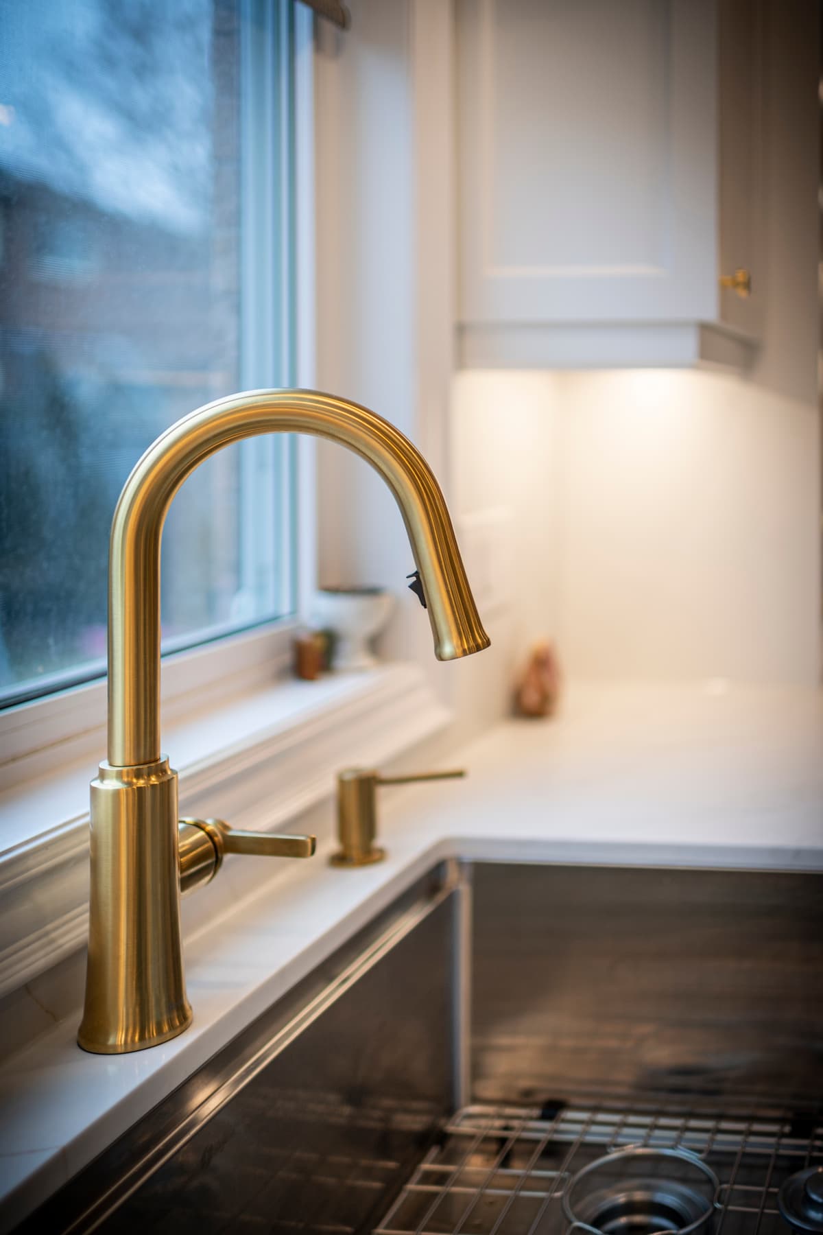 Glass door open shelf cabinets in a Mississauga kitchen renovation