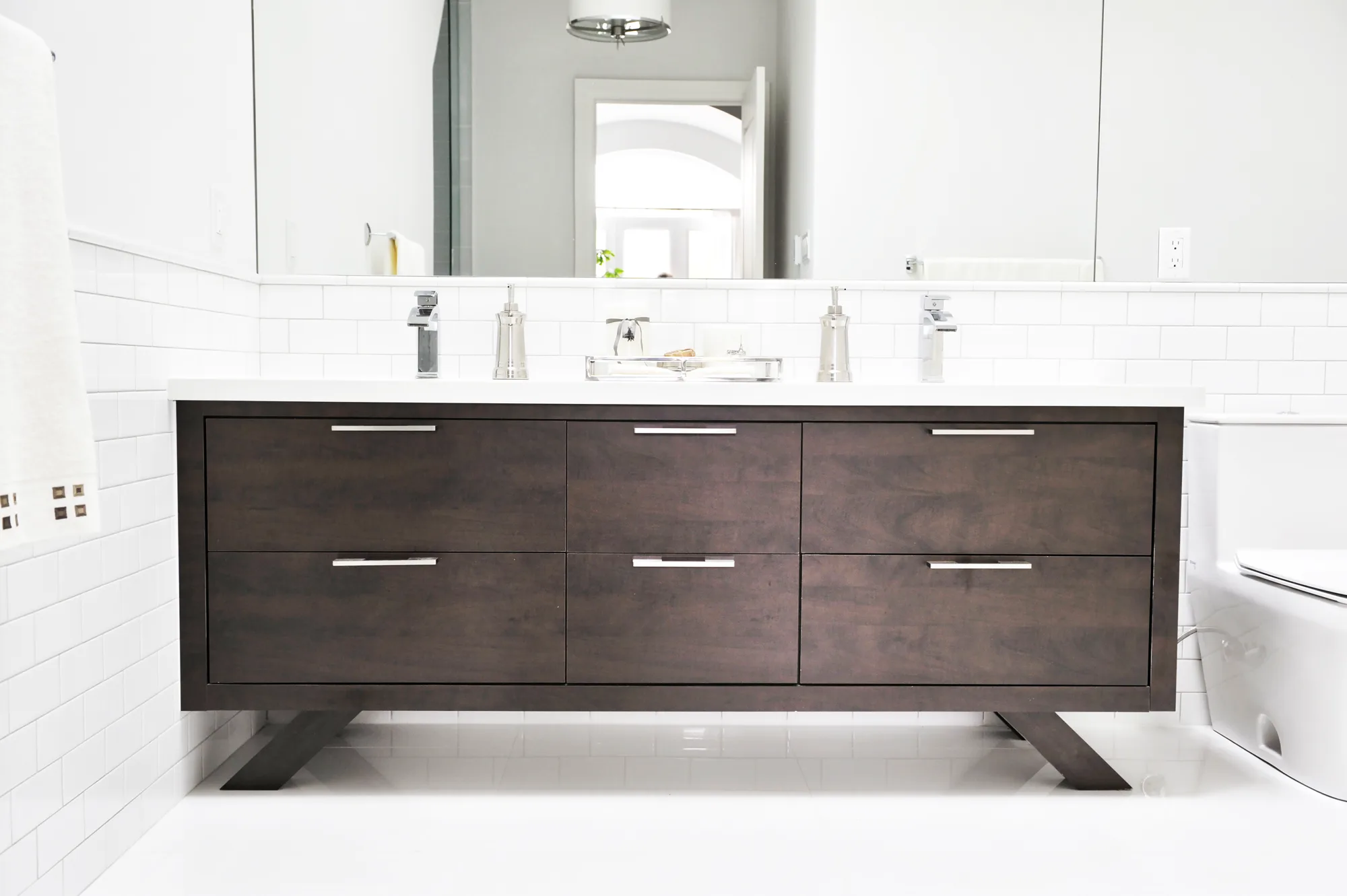 Charcoal Maple Vanity Custom vanity and countertop in Oakville, Ontario